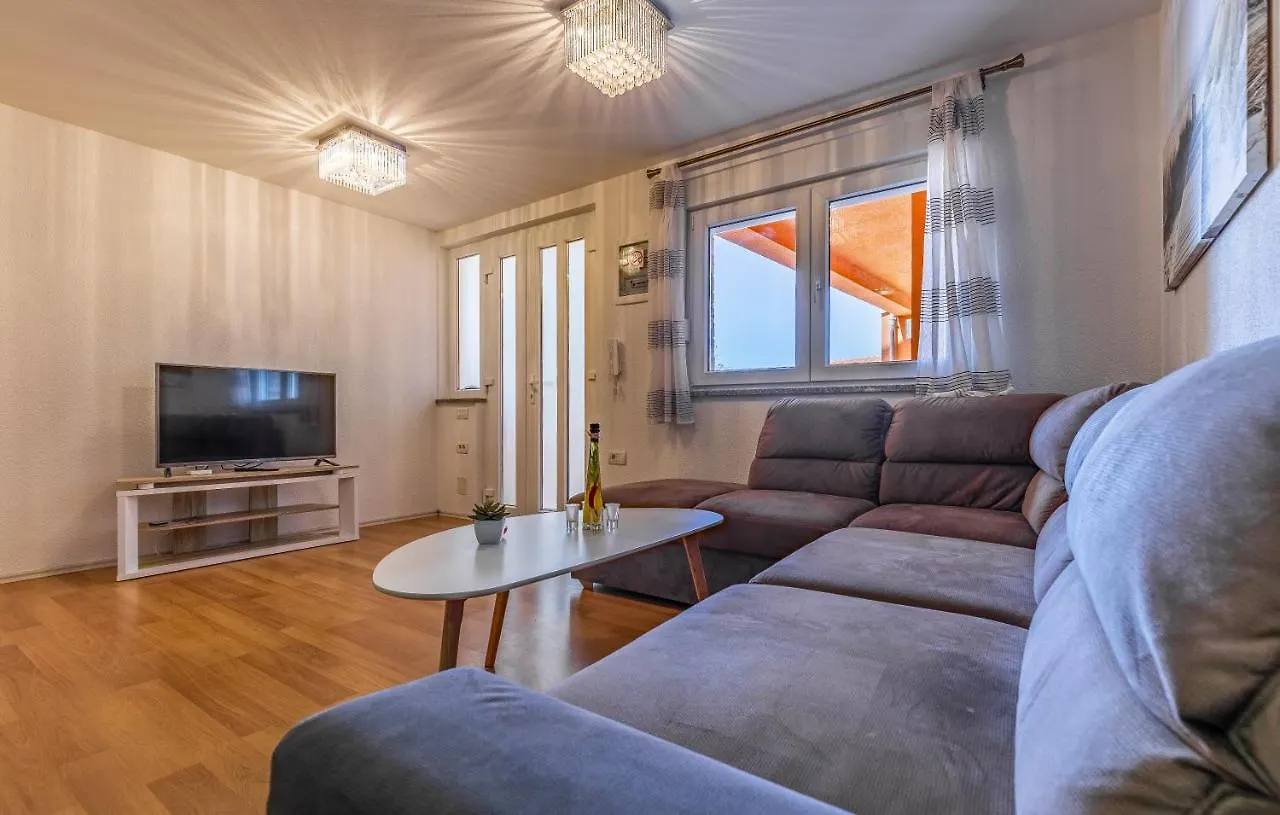 Apartments Larst Medulin Croatie